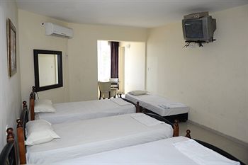 Privilege Hostel Eilat Extérieur photo
